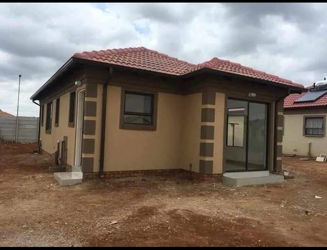 2 BEDROOM HOUSE FOR SALE IN REIGERPARK